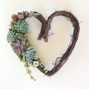 10 Heart Wreaths + 10 small bouquets for top of hexagons- Paula